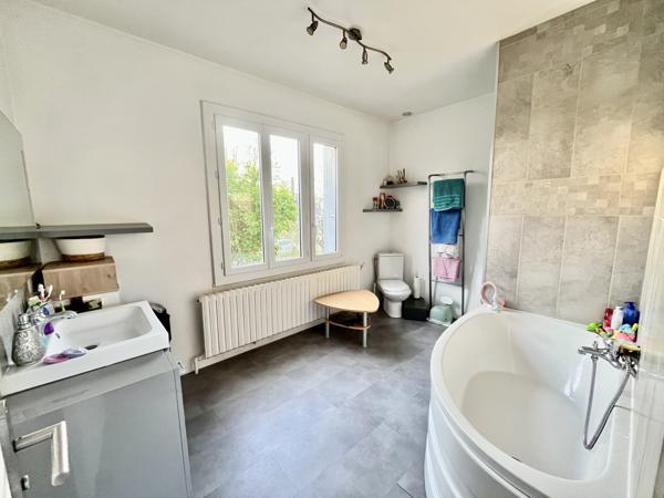 Saint-Augustin (77515) Maison individuelle 4 chambres sur sous-sol total