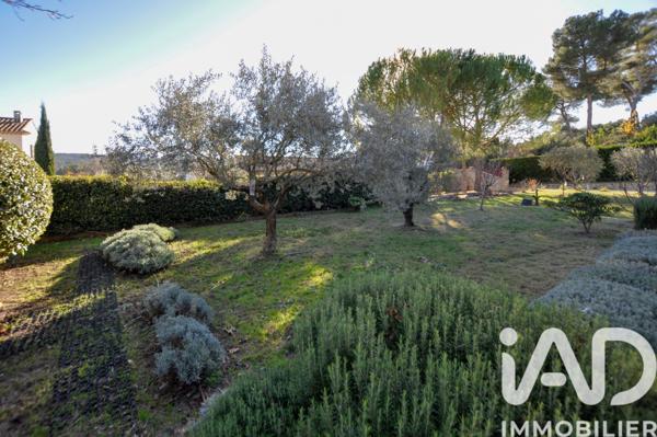 Maison à vendre 8 pièces 215 m² La Bastidonne