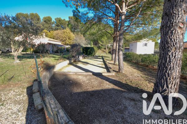 Maison à vendre 8 pièces 215 m² La Bastidonne