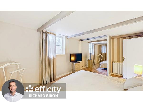 Appartement
         2 pièces
        - 65 m² 158 000 € *