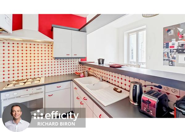 Appartement
         2 pièces
        - 65 m² 158 000 € *