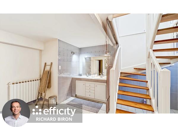 Appartement
         2 pièces
        - 65 m² 158 000 € *