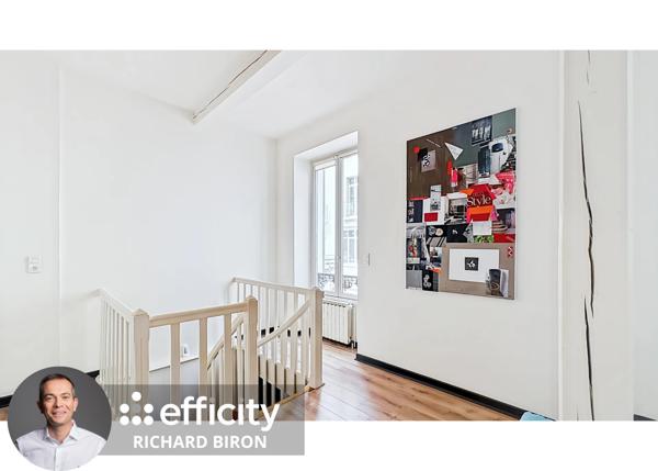 Appartement
         2 pièces
        - 65 m² 158 000 € *