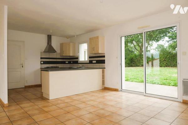 SEVREMONT, A 15 KMS DU PUY DU FOU, MAISON DE PLAIN-PIED 2006 EN BON ETAT, SUR UN TERRAIN DE 893 m².