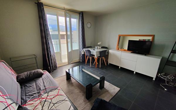 Appartement à louer    3 pièces • 53,98 m2 Seyssinet-Pariset