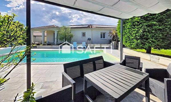 BELLES PRESTATIONS POUR CETTE MAISON AVEC PISCINE