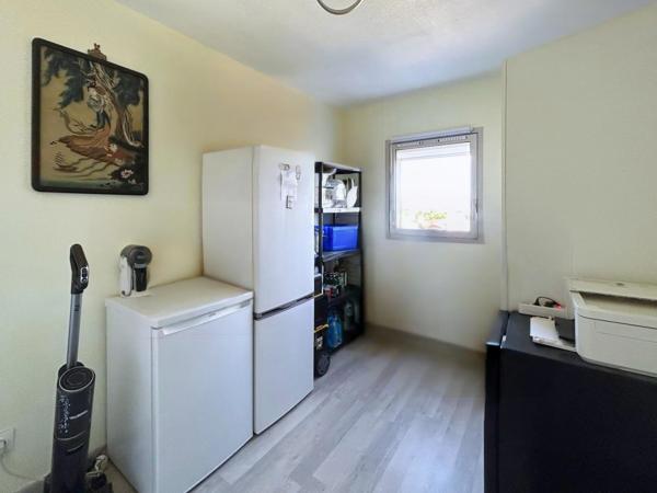 Appartement au village, 3 chambres, climatisé, vue mer