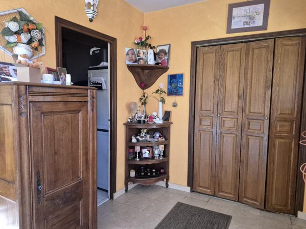 Maison
         6 pièces
        - 130 m² Exclusivité 246 000 € *