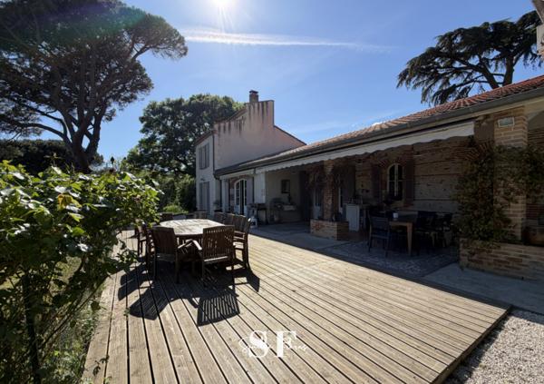 Maison 10 pièce(s) 7 chambre(s) 460 m²