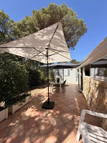 Vente                                                      Terrain
                        
                                         400 m2                     à Fréjus