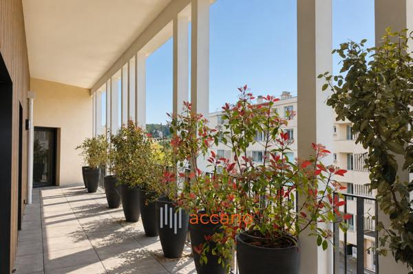 Magnifique toit-terrasse familial à 4min de la gare