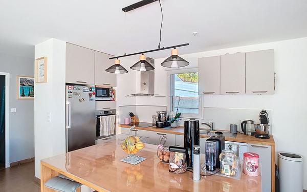 Maison à vendre    4 pièces •  La Chevrolière