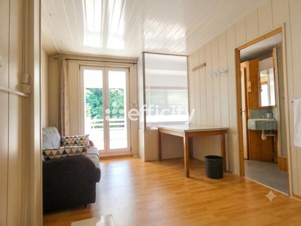 Maison
         8 pièces
        - 235 m² Bien prestige 815 000 € *