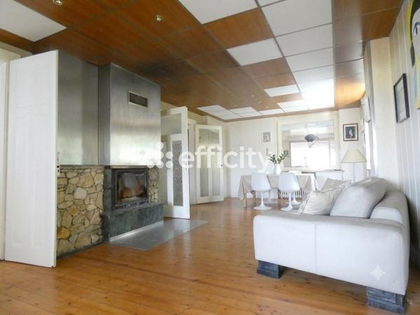 Maison
         8 pièces
        - 235 m² Bien prestige 815 000 € *