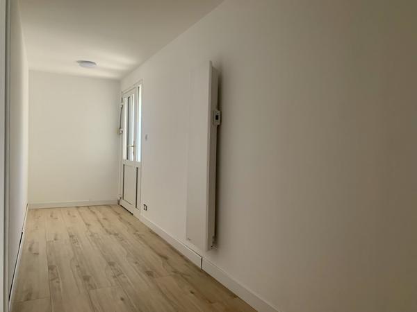 Maison
         4 pièces
        - 118 m² Exclusivité 239 000 € *
