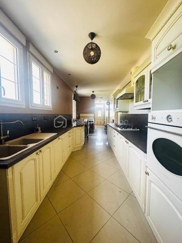 Propriete de 180 m²