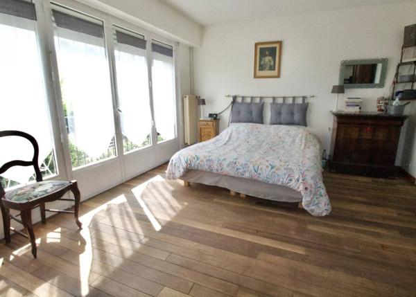 Maison familiale de 165 m2 édifiée sur un terrain de 194 m2