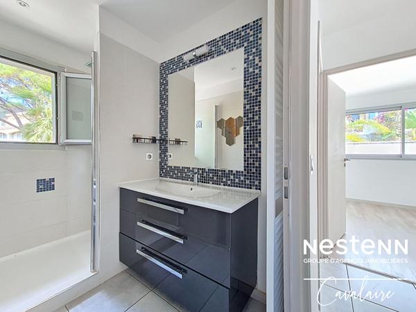Appartement 3 pièces au calme au premier et dernier étage d'une copropriété intimiste avec stationnement et garage