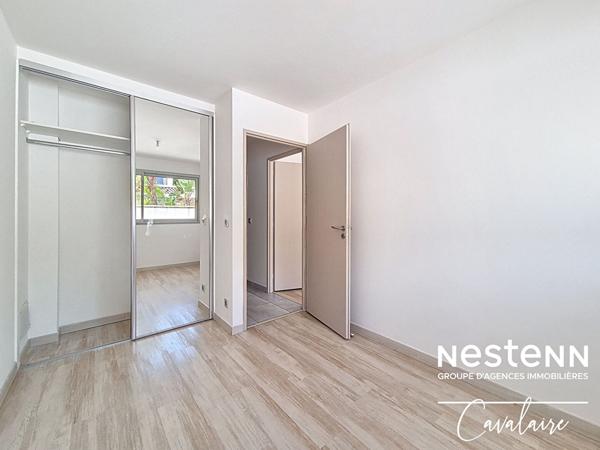 Appartement 3 pièces au calme au premier et dernier étage d'une copropriété intimiste avec stationnement et garage
