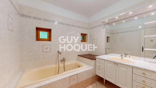 Maison à vendre de 6 pièces de 151.09 m²