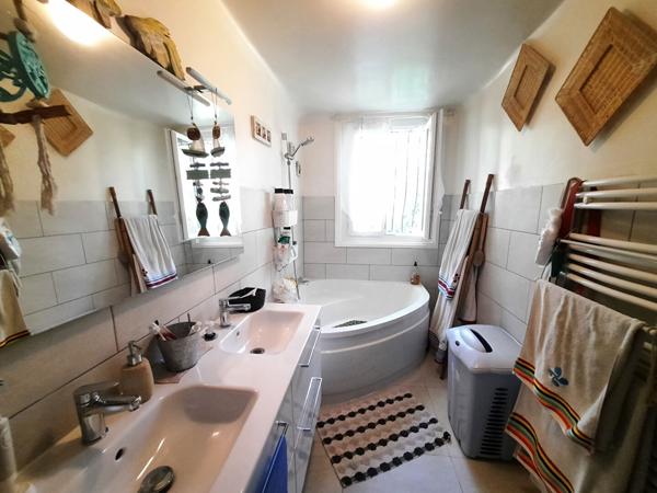 Appartement Urrugne 4 pièce(s) 111.62 m2