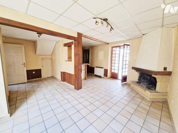 Maison de village mitoyenne à rénover