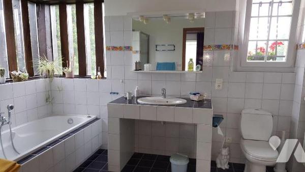 Maison à vendre à Barenton (50720) en Manche (50)

Une maison construite en 1985, rénovée et ...