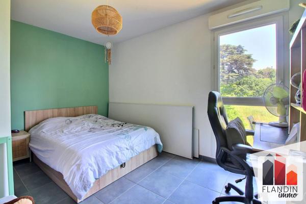 VERNAISON - Appartement duplex T4 - 3 chambres - Jardin 150 m²