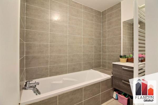 VERNAISON - Appartement duplex T4 - 3 chambres - Jardin 150 m²