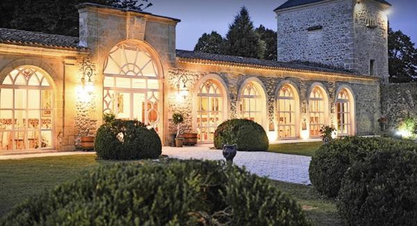 Château d'exeption, vignoble, réception et hébergements, 20m de Bordeaux
