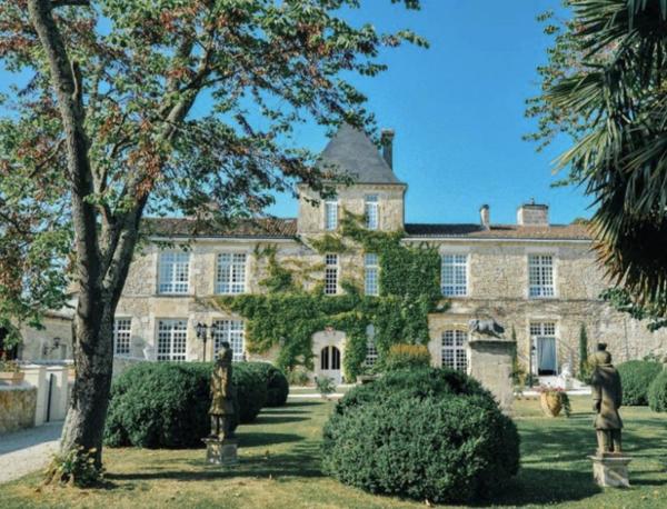 Château d'exeption, vignoble, réception et hébergements, 20m de Bordeaux