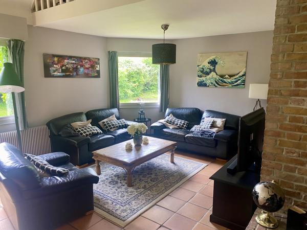 Maison
         7 pièces
        - 167 m² 399 000 € *