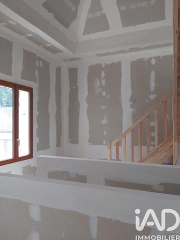 Maison à vendre 4 pièces 83 m² Sens