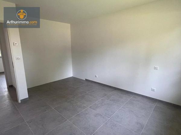 Vente                                                      Maison
                        
                     4 pièces                      105 m2                     à Casteljaloux