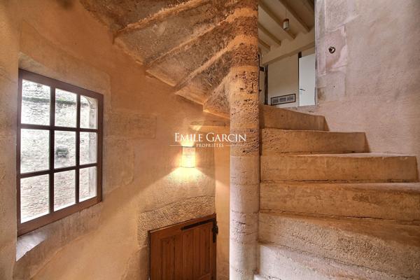 À VENDRE - Vézelay-Bourgogne 89- Hôtel particulier classé restauré-