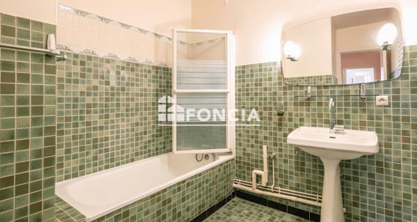 À vendre Appartement 2 pièces 65 m² - Saint-martin-d'hères 38400