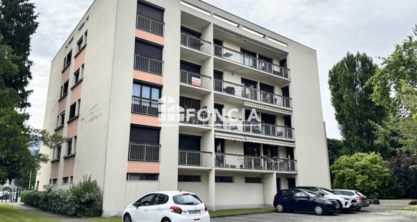 À vendre Appartement 2 pièces 65 m² - Saint-martin-d'hères 38400