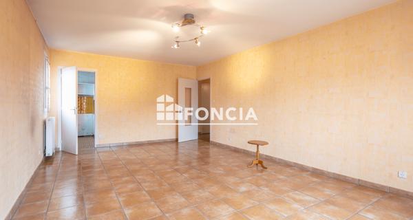 À vendre Appartement 2 pièces 65 m² - Saint-martin-d'hères 38400
