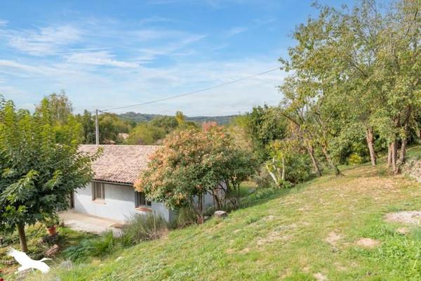 Maison à vendre 235 000 € Saint-Jean-du-Falga 5 p 105 m² DPE B