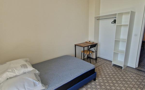 Appartement à louer    1 pièce • 12,40 m2 Triel-sur-Seine