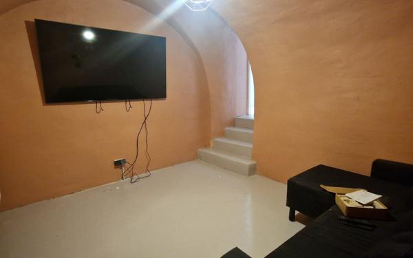 Appartement à louer    1 pièce • 12,40 m2 Triel-sur-Seine