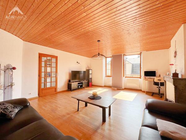 Collonges (01550) Appartement 4 Pièces 165 m2