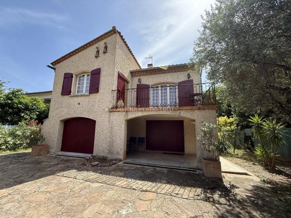 Vente                                                      Villa
                        
                     8 pièces                      214 m2                     à Clermont-l'Hérault