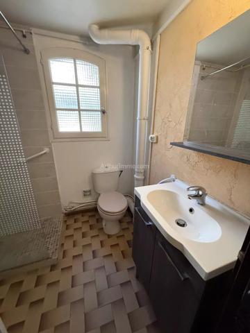 Vente                                                      Villa
                        
                     8 pièces                      214 m2                     à Clermont-l'Hérault