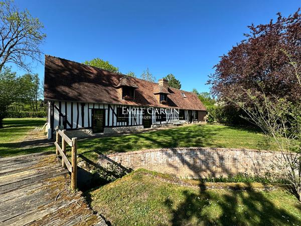 A Vendre -  Normandie - Livarot - Maison de charme en colombages - Dépendance - Rivière