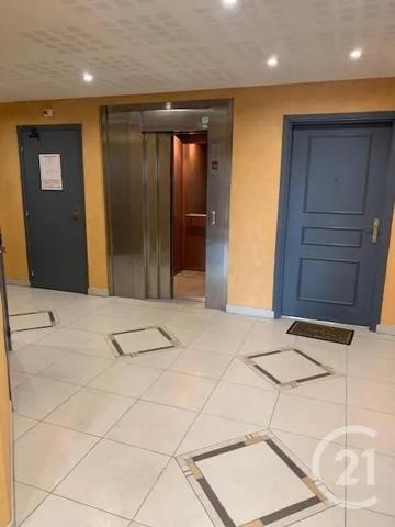 Appartement F2 à vendre  2 pièces - 47,79 m 2   DAX  - 40