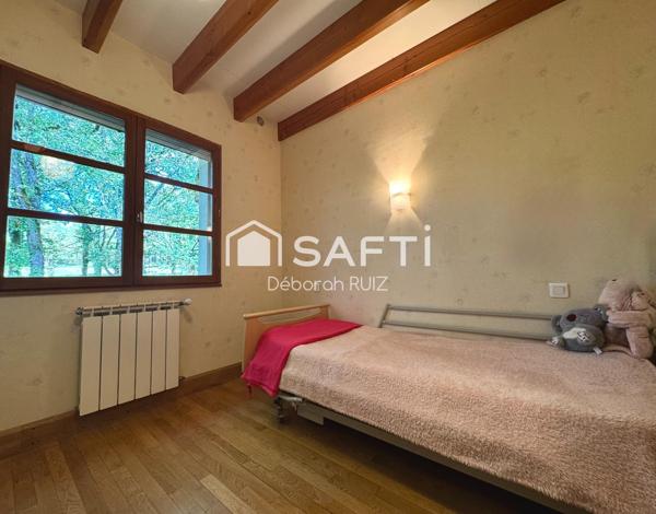MAISON INDIVIDUELLE- SOUS-SOL TOTAL- ATELIER 230m2