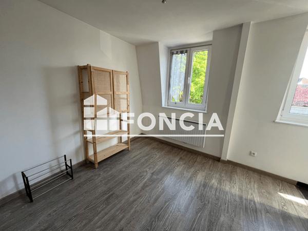 Location Studio meublé 25.5 m² - 25 RUE BLANCHEMAILLE PORTE 3 Roubaix 59100