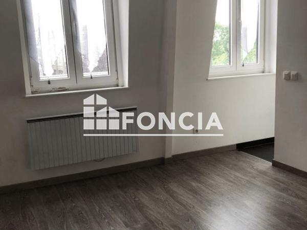 Location Studio meublé 25.5 m² - 25 RUE BLANCHEMAILLE PORTE 3 Roubaix 59100
