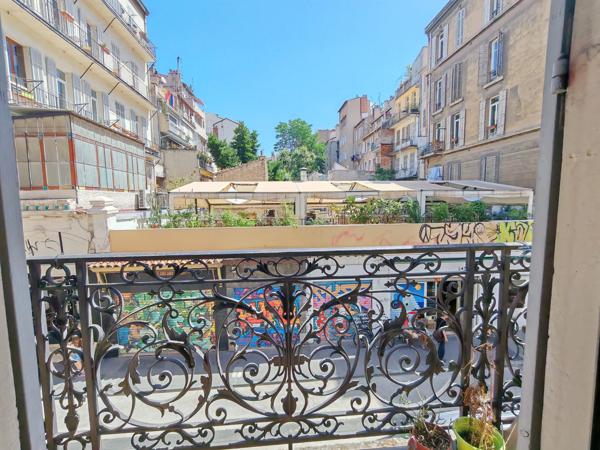 Appartement
         4 pièces
        - 77 m² Exclusivité 245 000 € *